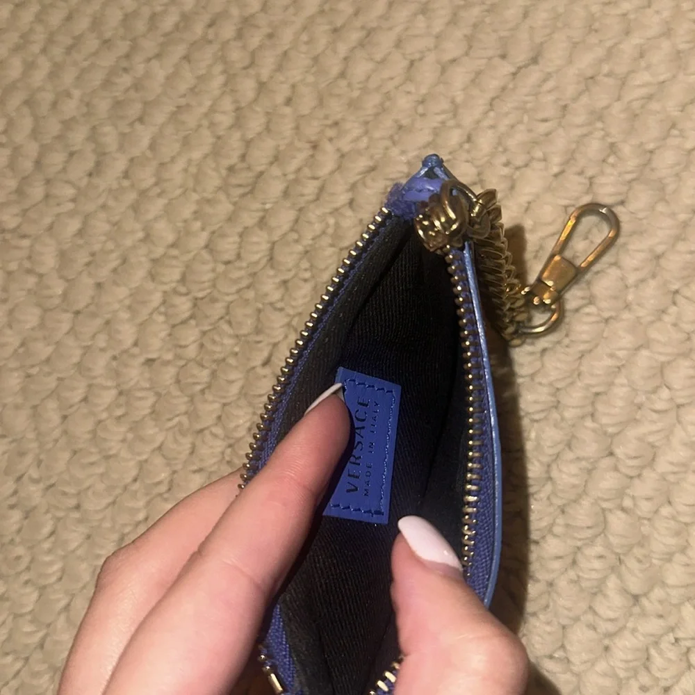 Blue Versace card holder - Picture 4 of 4